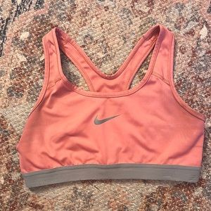 Nike Pro Sports Bra